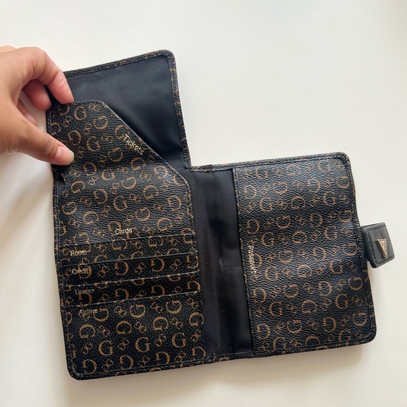 Guess Flight wallet - Picture 4 of 5